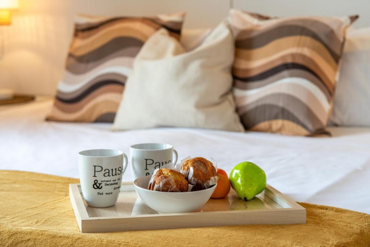 Lodging Apartments Liceu G1 Barcelona Bagian luar foto